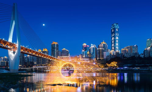 璀璨魔幻不夜天，立體山城冠中華——論重慶夜景之壯麗